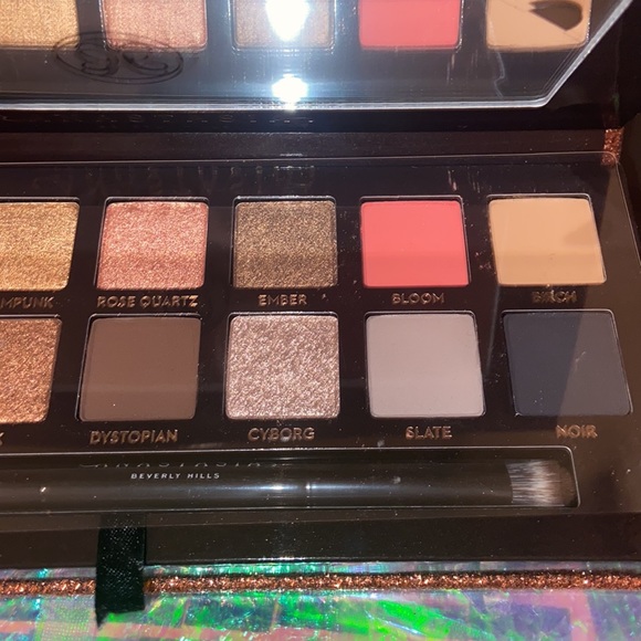 NIB - ANASTASIA SULTRY Eyeshadow Palette - Picture 6 of 16